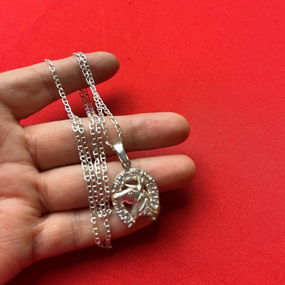 Elegant 925 strling Silver Necklace with‎ Horse Pendant